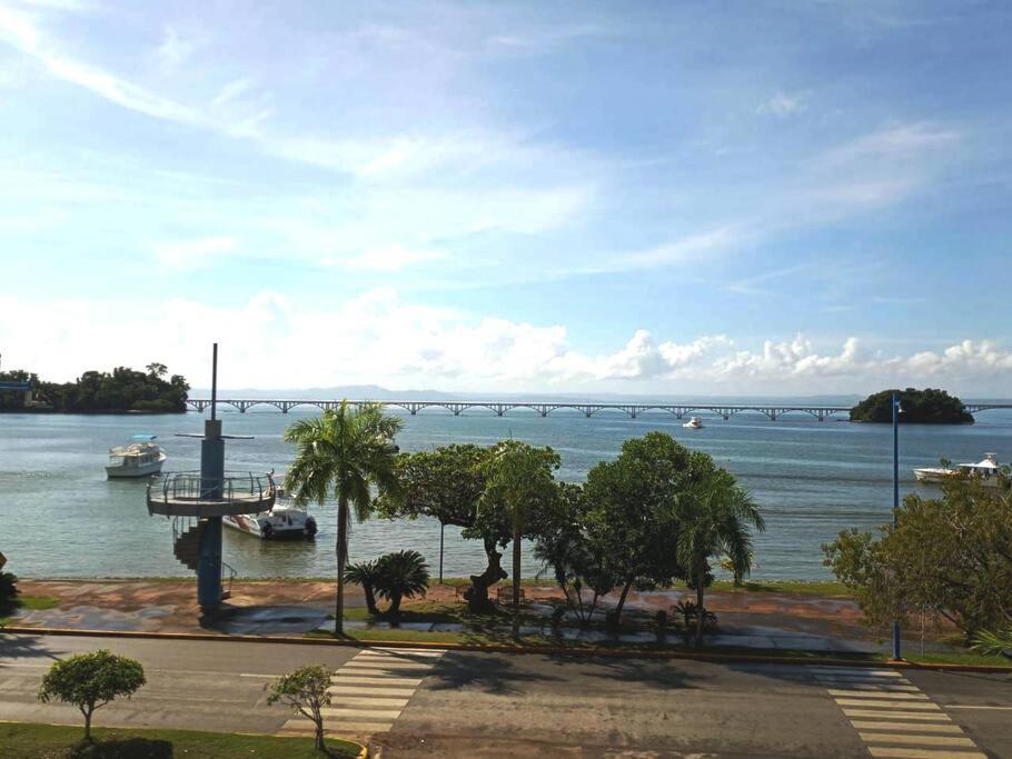 Indy'S Best Bay Frontview In Samana. Exterior foto